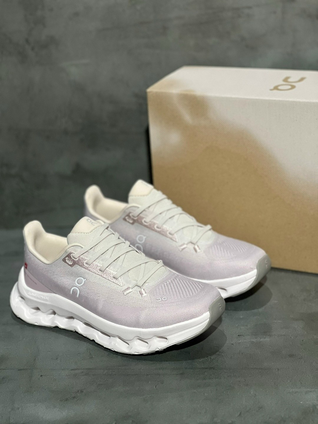 кроссовки,кроссовки cпортивные,дышащие кроссовки,спортивная ,кроссовки на массивной подошве