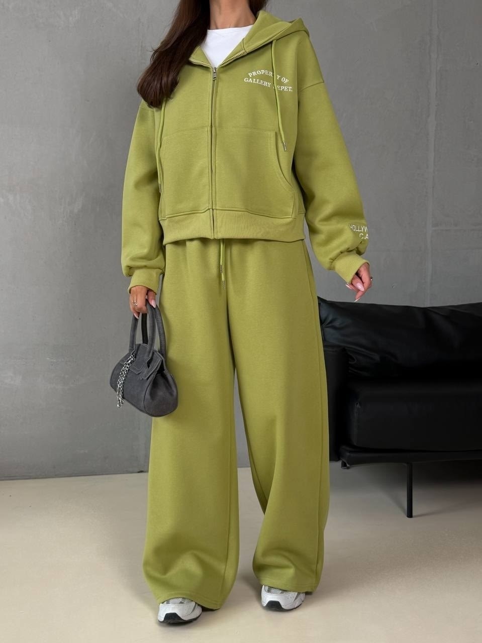 костюм белый,белый спортивный костюм с капюшоном,костюм женский,костюм повседневный,стильный костюм