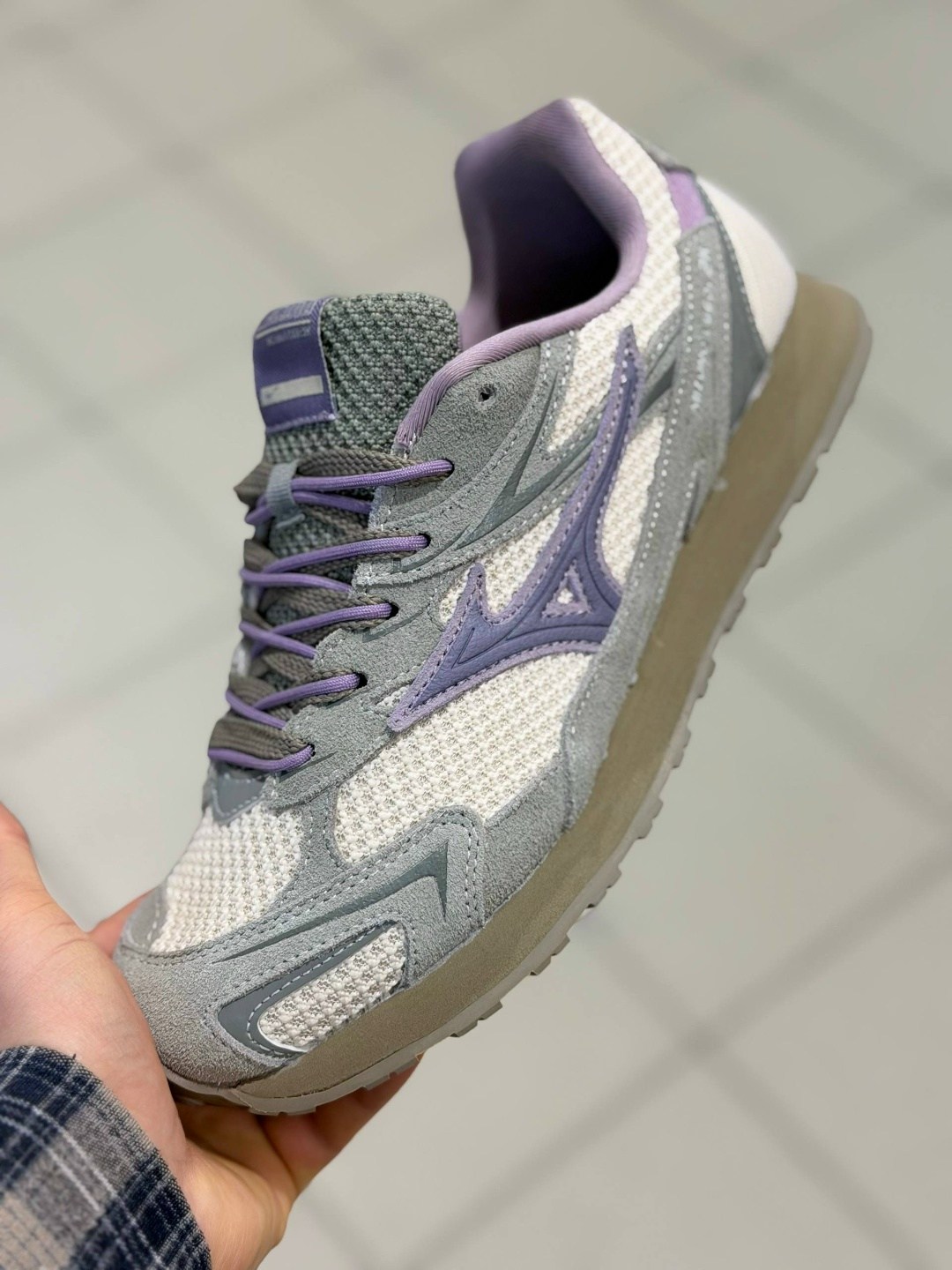 кроссовки wave rider beta mizuno бежевый,кроссовки mizuno,женские кроссовки mizuno,кроссовки,кроссовки mizuno wave