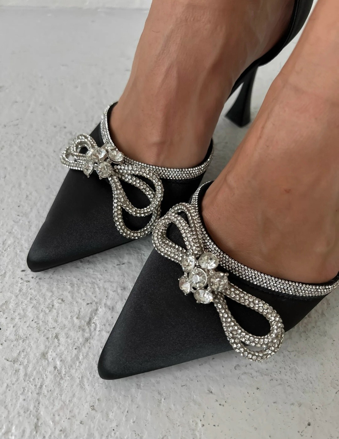 туфли со стразами на каблуке,каблуки туфли,украшения на каблуки,туфли женские на каблуках,туфли с бантом