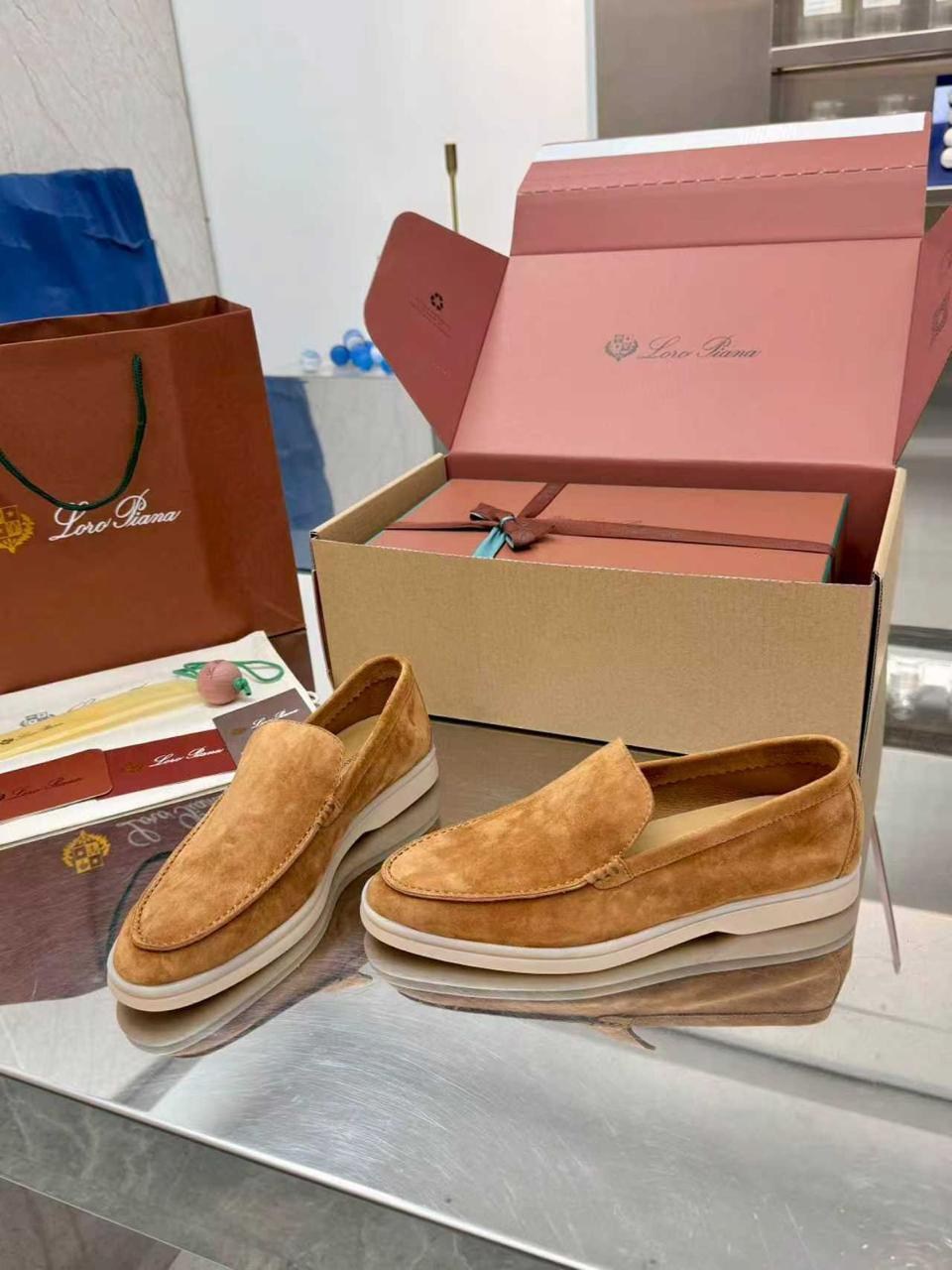 лоферы женские loro piana,замшевые лоферы loro piana,,лоферы лоро пиано оригинал,лоферы loro piana