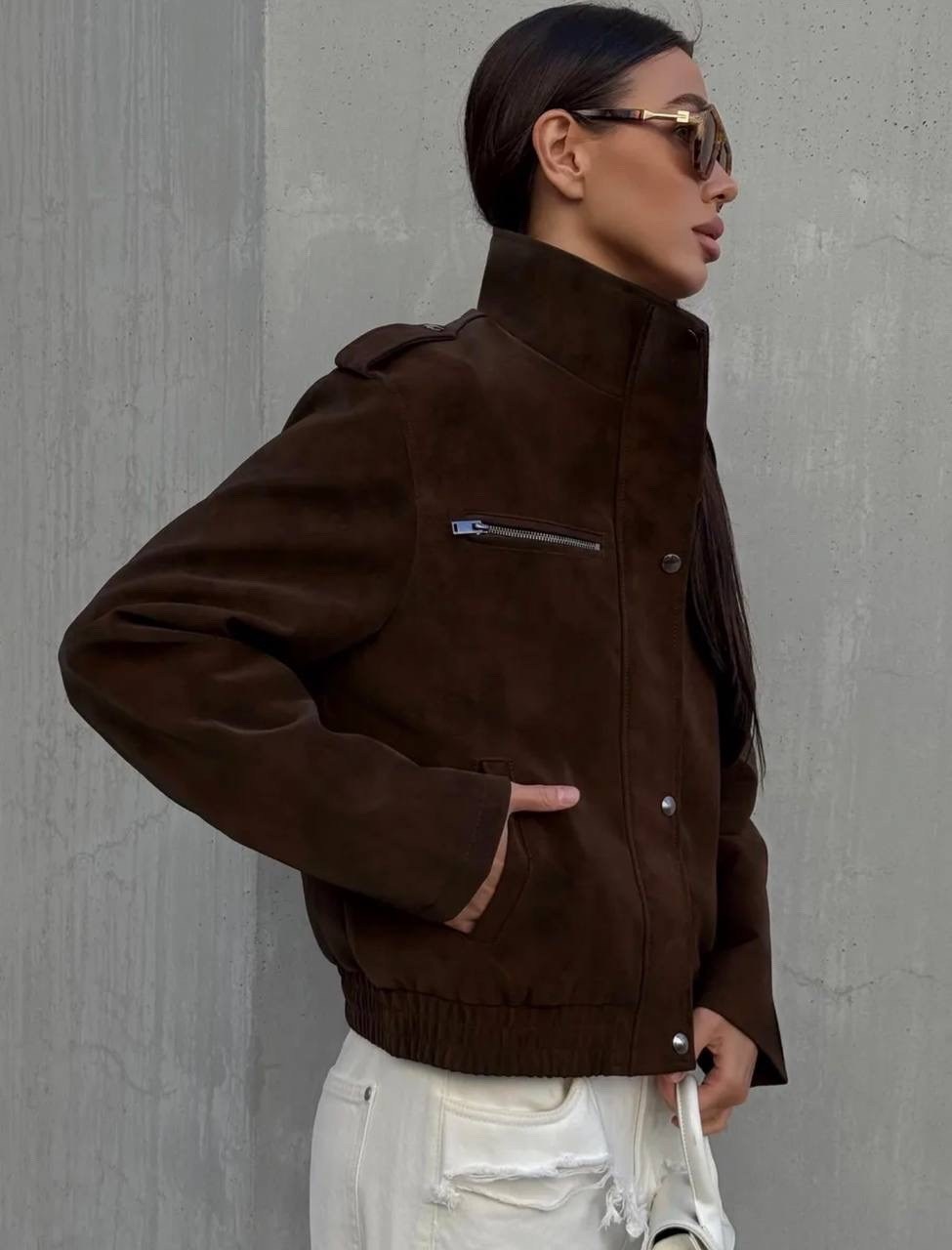 бомбер укороченный оверсайз замшевый куртка рабочего тренд saint shine,бомбер замшевая куртка оверсайз saint shine,куртка замшевая,модная куртка,бомбер женская куртка