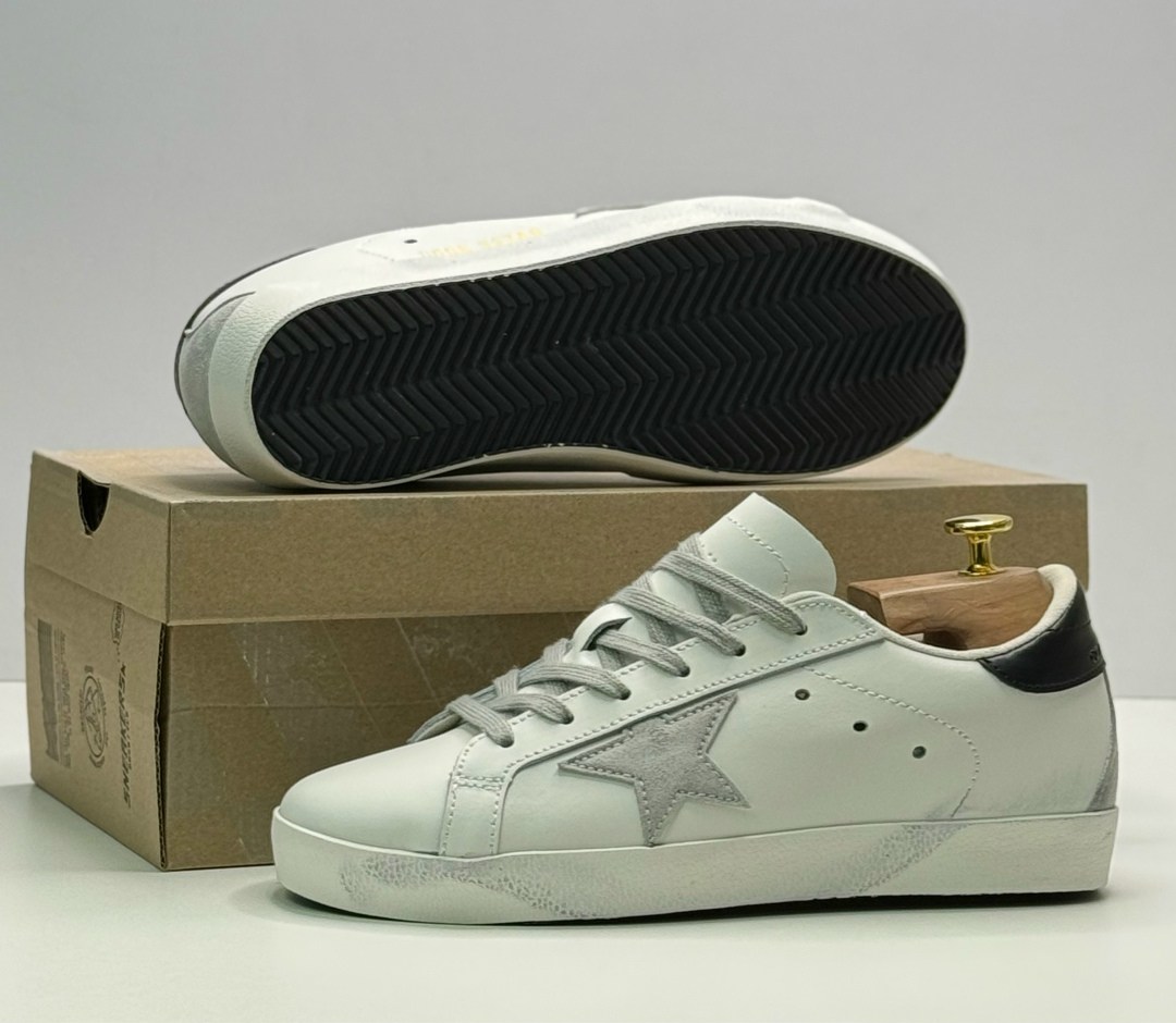 ,классические кроссовки,модные кроссовки,кроссовки golden goose,кроссовки женскиe