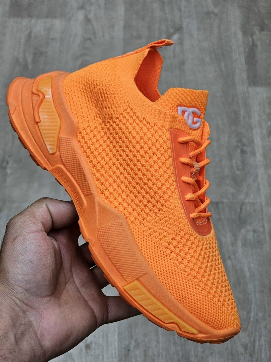 кроссовки,женские кроссовки,красные кроссовки,спортивная ,кроссовка