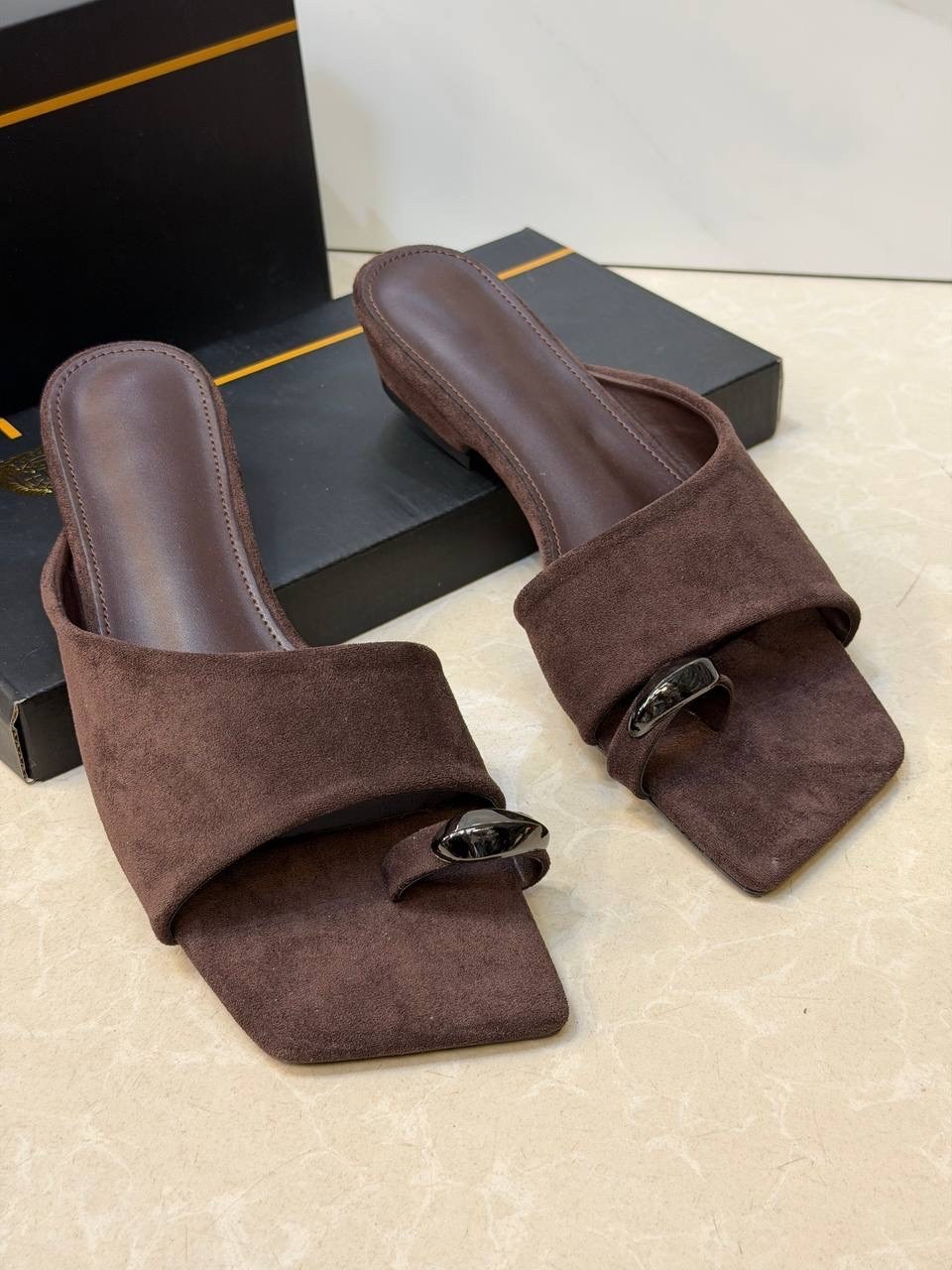 ,модные тапочки,замшевые босоножки,женские сандалии,босоножки женские