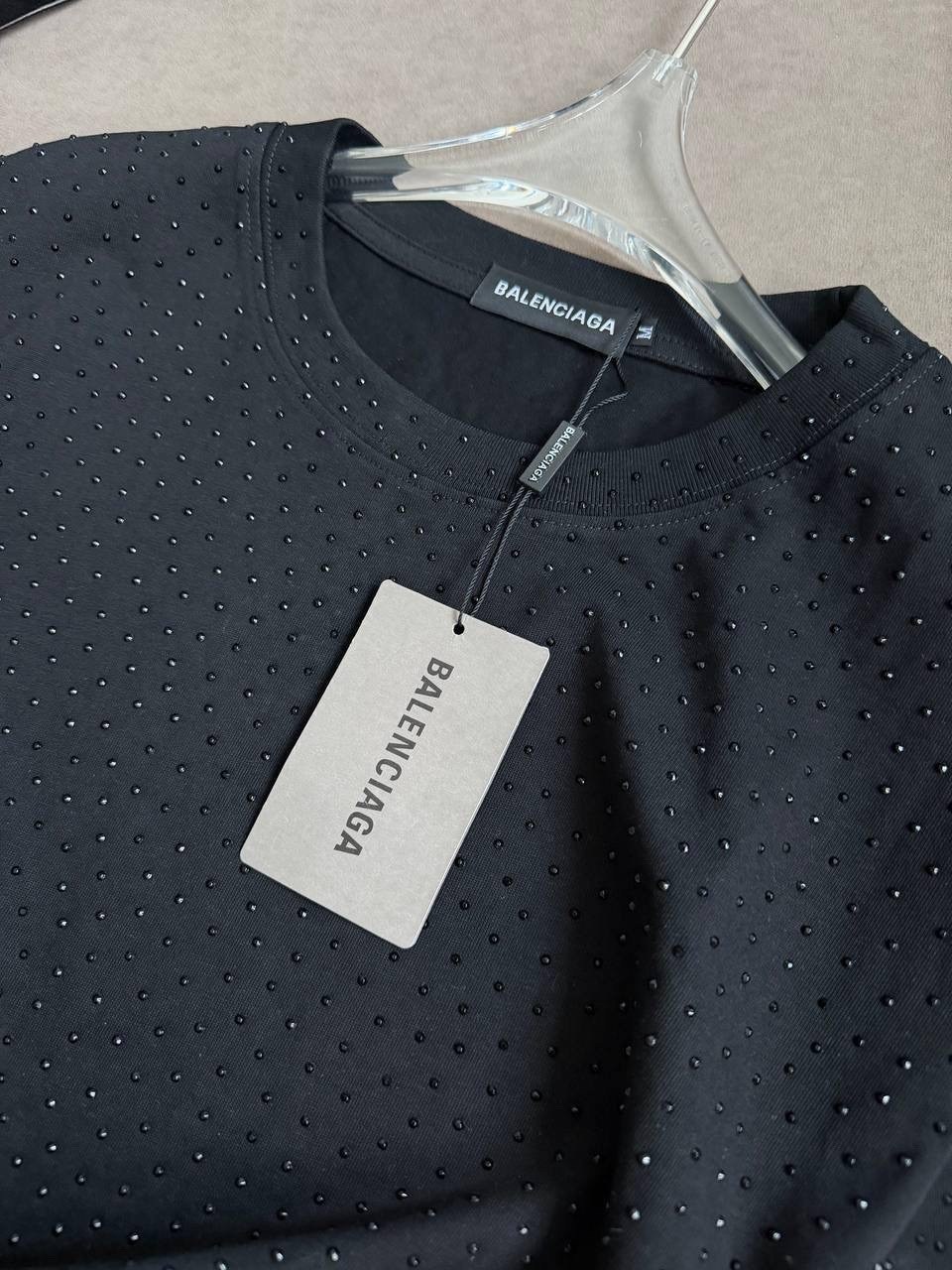 женская футболка,футболка со стразами,футболки для девочки,стильная футболка