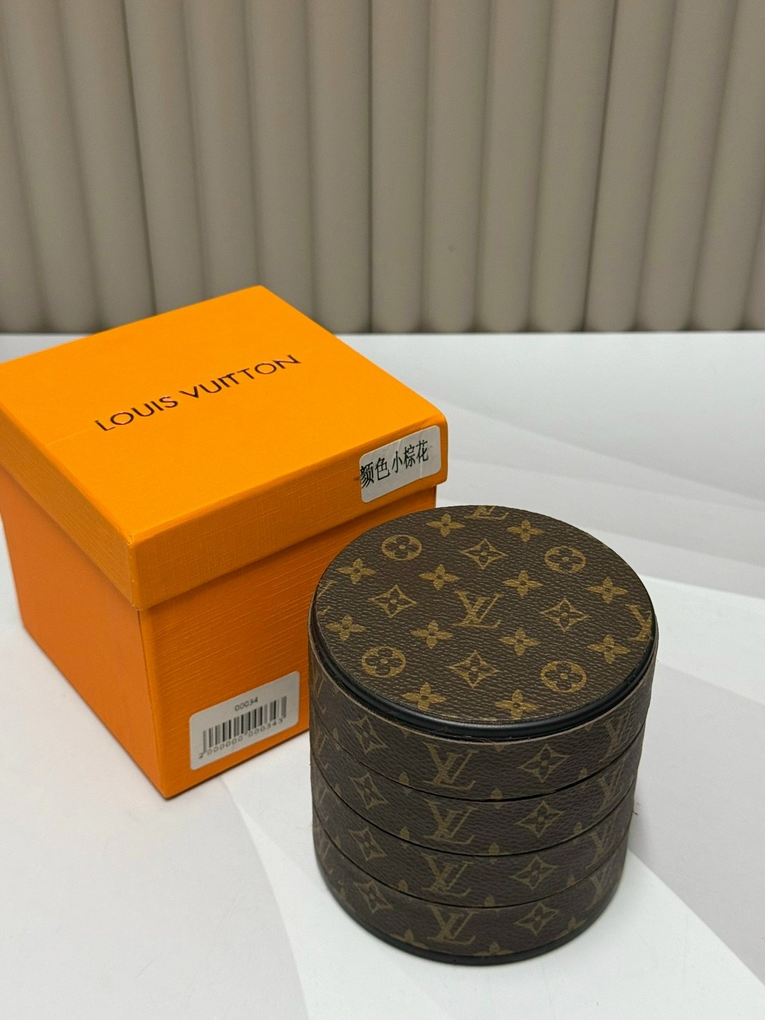 шкатулка со стразами,шкатулка для украшении,шкатулка подарочная,коробка,ювелирная шкатулка