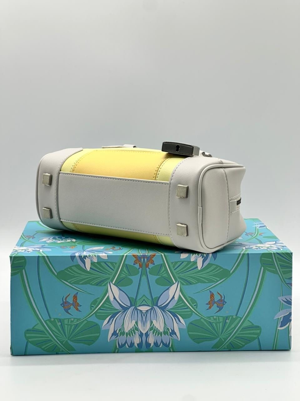 сумка,сумки женская,модная сумка,кожаная сумка,сумки женская сумка