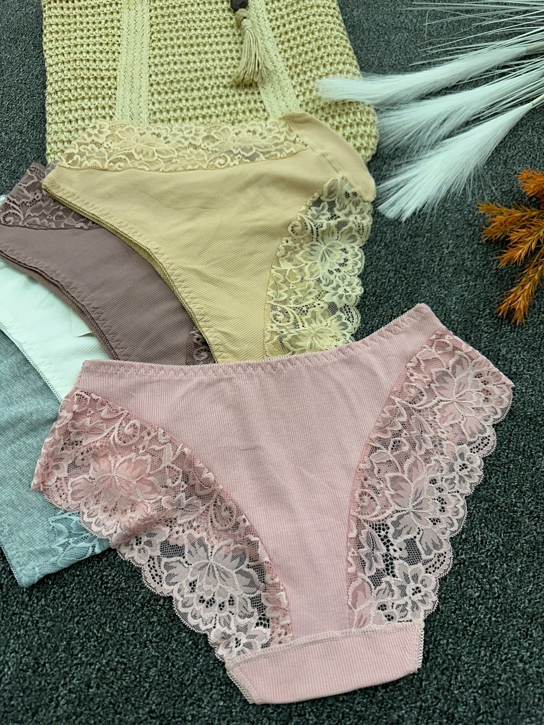 женские трусы,комплект женских трусов,комплект трусов,женское нижнее белье всякое разное,трусы женские 5 шт