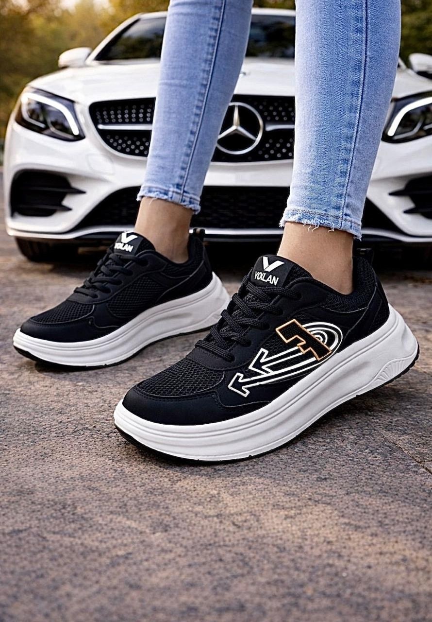 кроссовки женскиe,кроссовки,белые кроссовки,кроссовки для женщин, спортивная