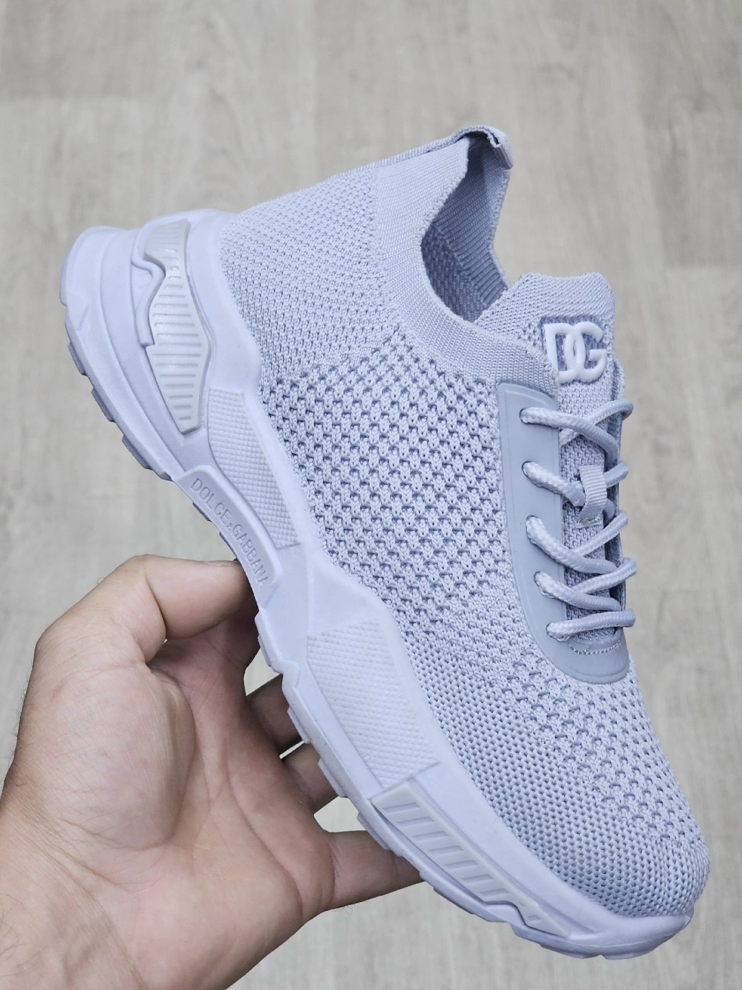 кроссовки,женские кроссовки,красные кроссовки,спортивная ,кроссовка