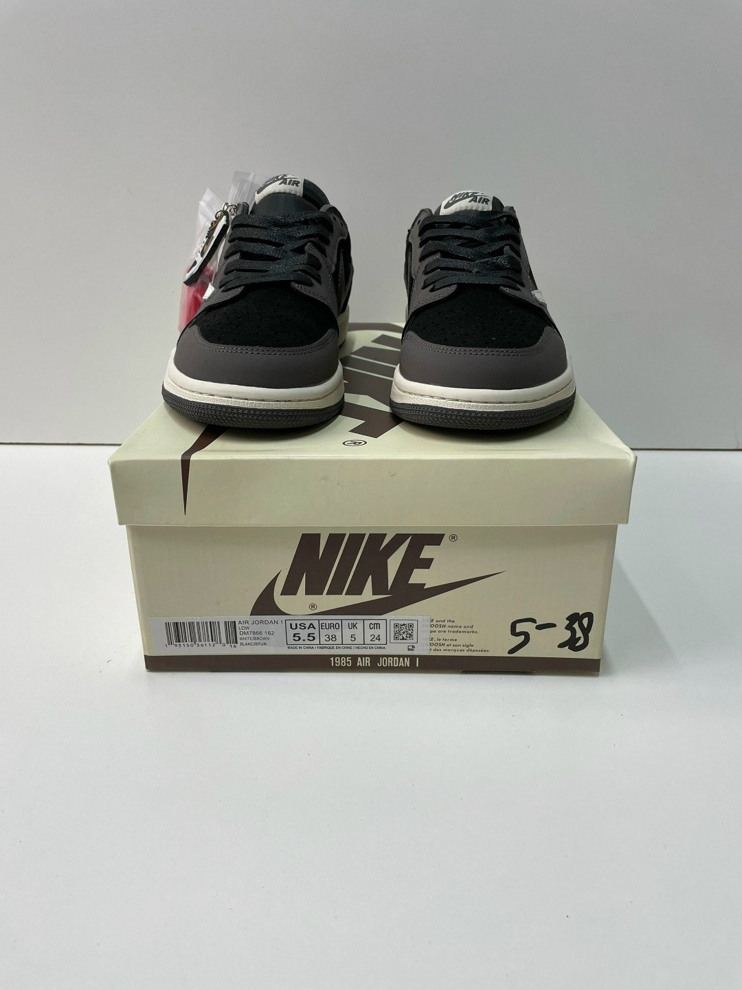 кроссовки nike air jordan 1 low x travis scott,кроссовки nike air jordan 1 low,кроссовки мужские nike air jordan 1,кроссовки nike air jordan 1 low travis scott grey black,кроссовки мужские nike air jo