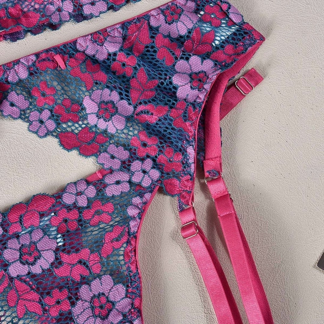 женская нижнее белье,комплект женского нижнего белья ellolace,нижнее белье сексуальное,комплект нижнего белья,нижнее белье и цветы