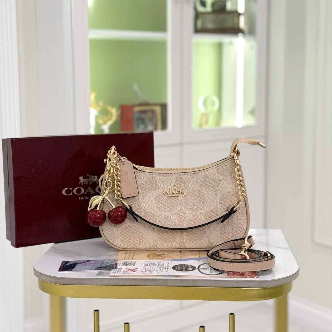 сумка женская coach,coach сумка на плечо,сумка coach,сумка кросс-боди через плечо coach,сумка coach коч багет реплика medaizline 207713232
