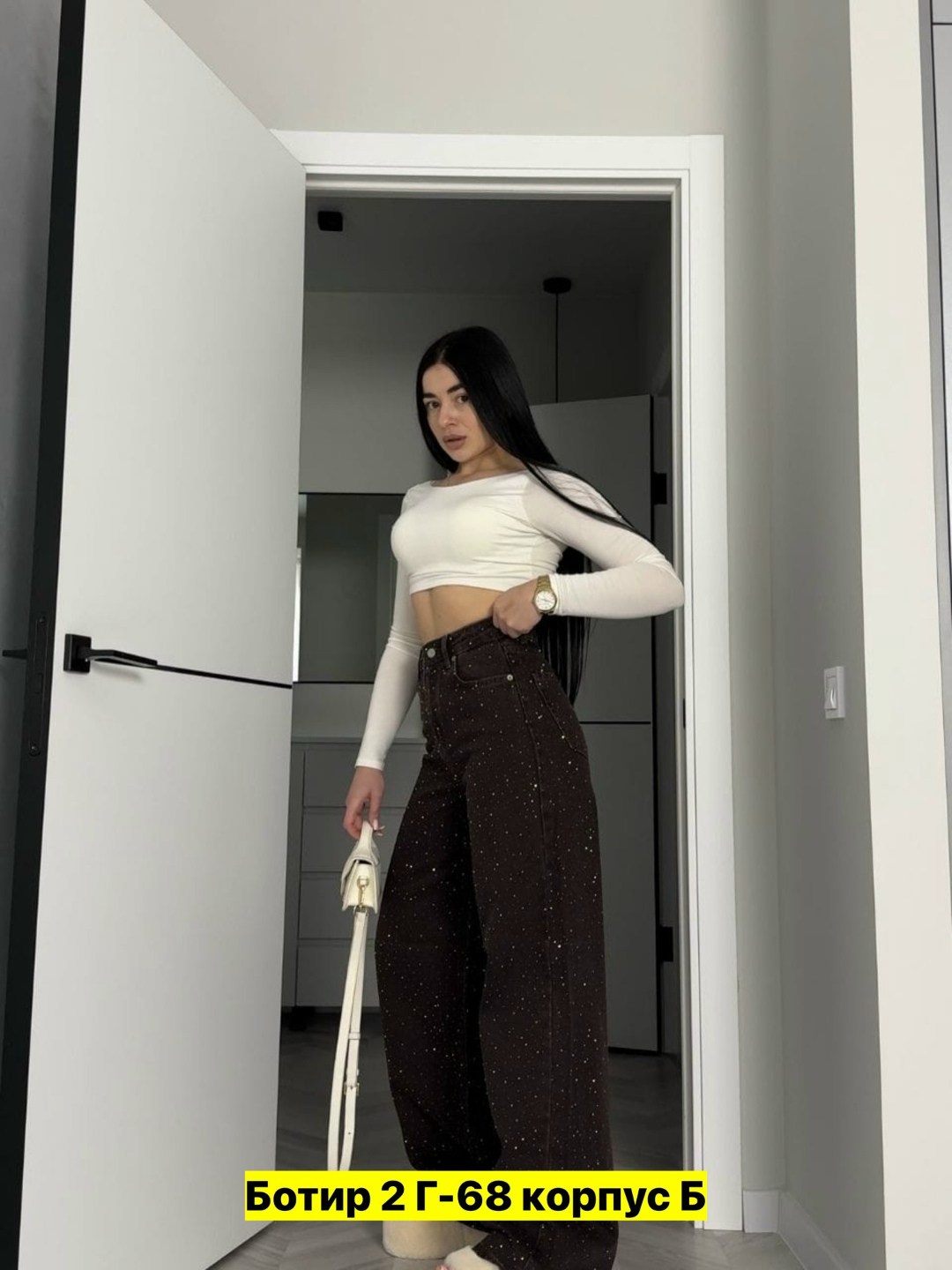 джинсы со стразами,женские джинсы со стразами,женские джинсы,джинсы со стразами в золла,джинсы труба с стразами