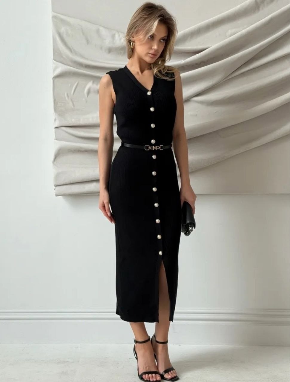 платье трикотажное с ремешком emberens,платье жилет трикотажное с ремешком emberens,платье трикотажное миди,платье трикотажное с поясом emberens,платье женское