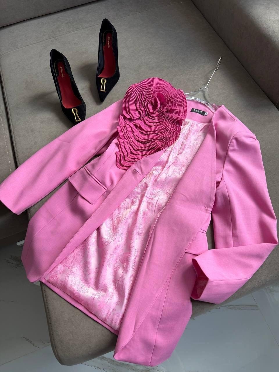 пиджак оверсайз удлиненный розовый жакет блейзер marifique,пиджак розовый,пиджак оверсайз vitaclo,модные жакеты,оверсайз пиджак