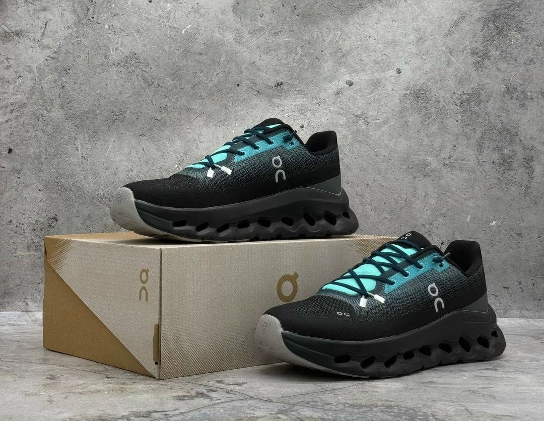 кроссовки,беговые кроссовки,мужские кроссовки,водонепроницаемые кроссовки cloudrunner 2 on running серый, для бега