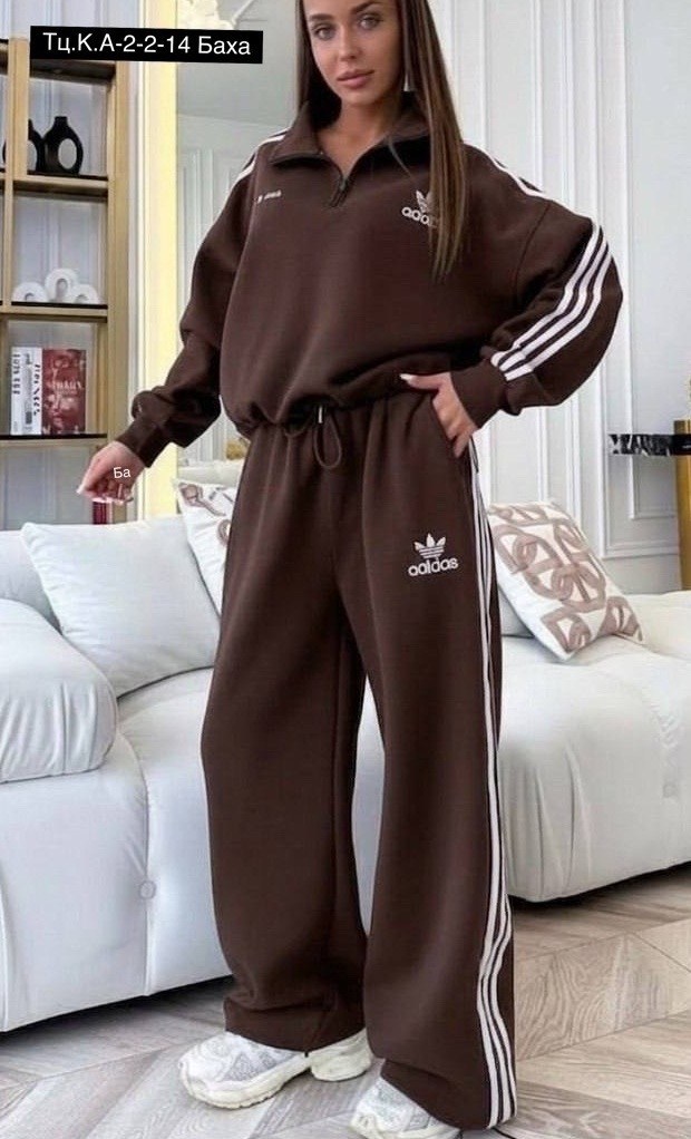 спортивный костюм адидас красный женский,красный женский спортивный костюм adidas,костюм спортивный,женский спортивный костюм,спортивные костюмы женские 2026