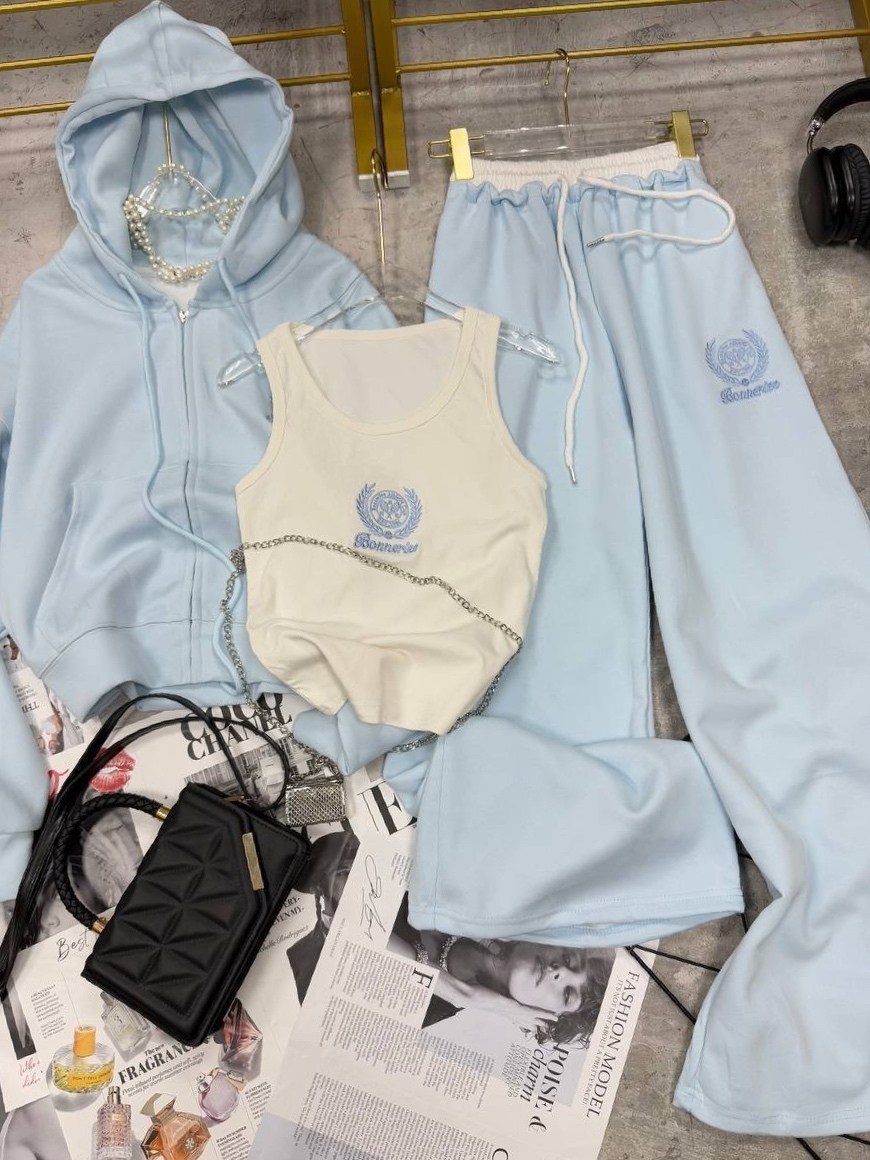 костюм женский на флисе,спортивный костюм свободного кроя,спортивный костюм свободного кроя из,женские спортивные костюмы,костюм спортивный