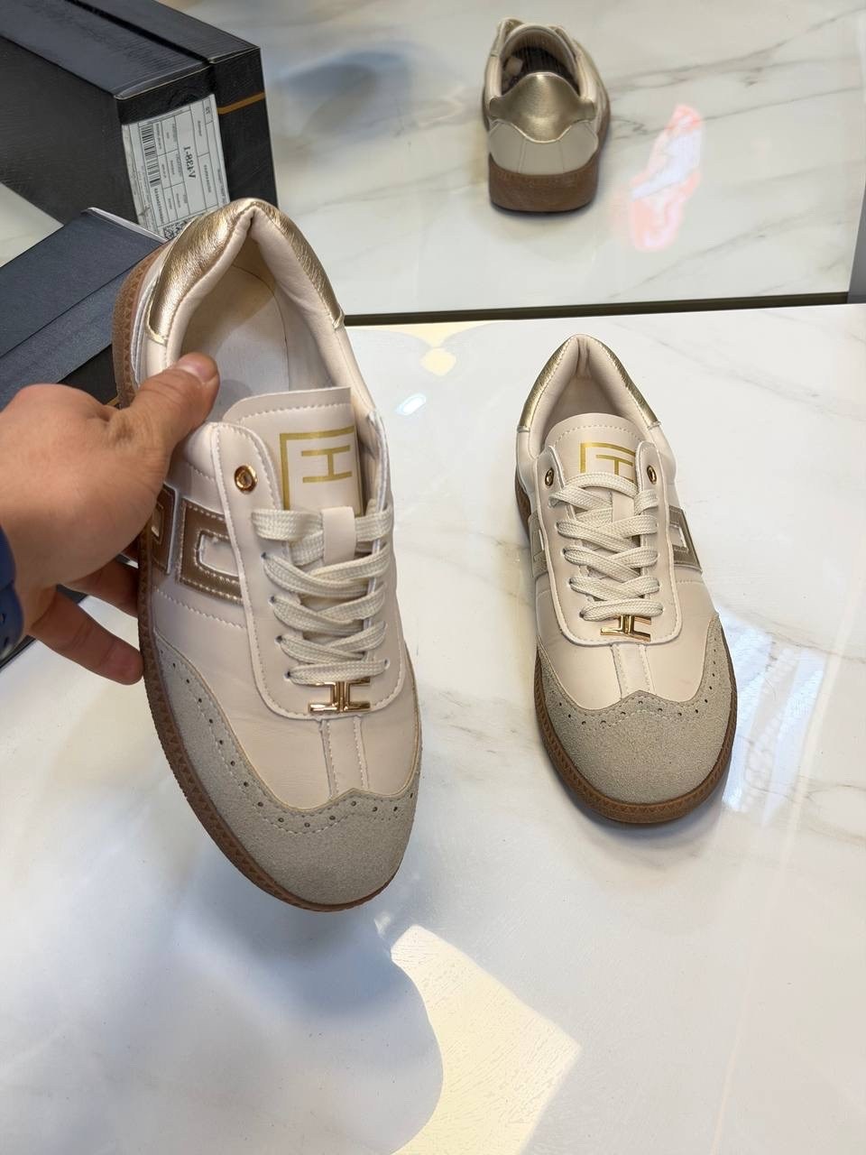 ,кроссовки fendi,кроссовки женскиe,кроссовки фенди мужские,кроссовки повседневные