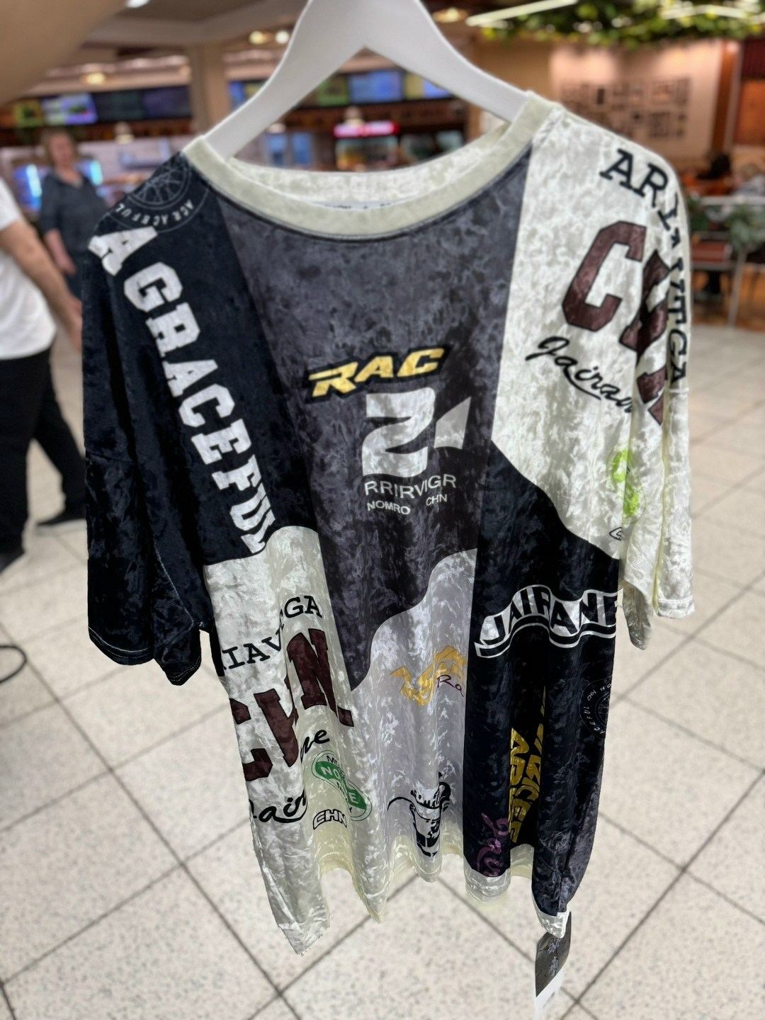 одежда в стиле,модная одежда,футболка,дизайн футболки