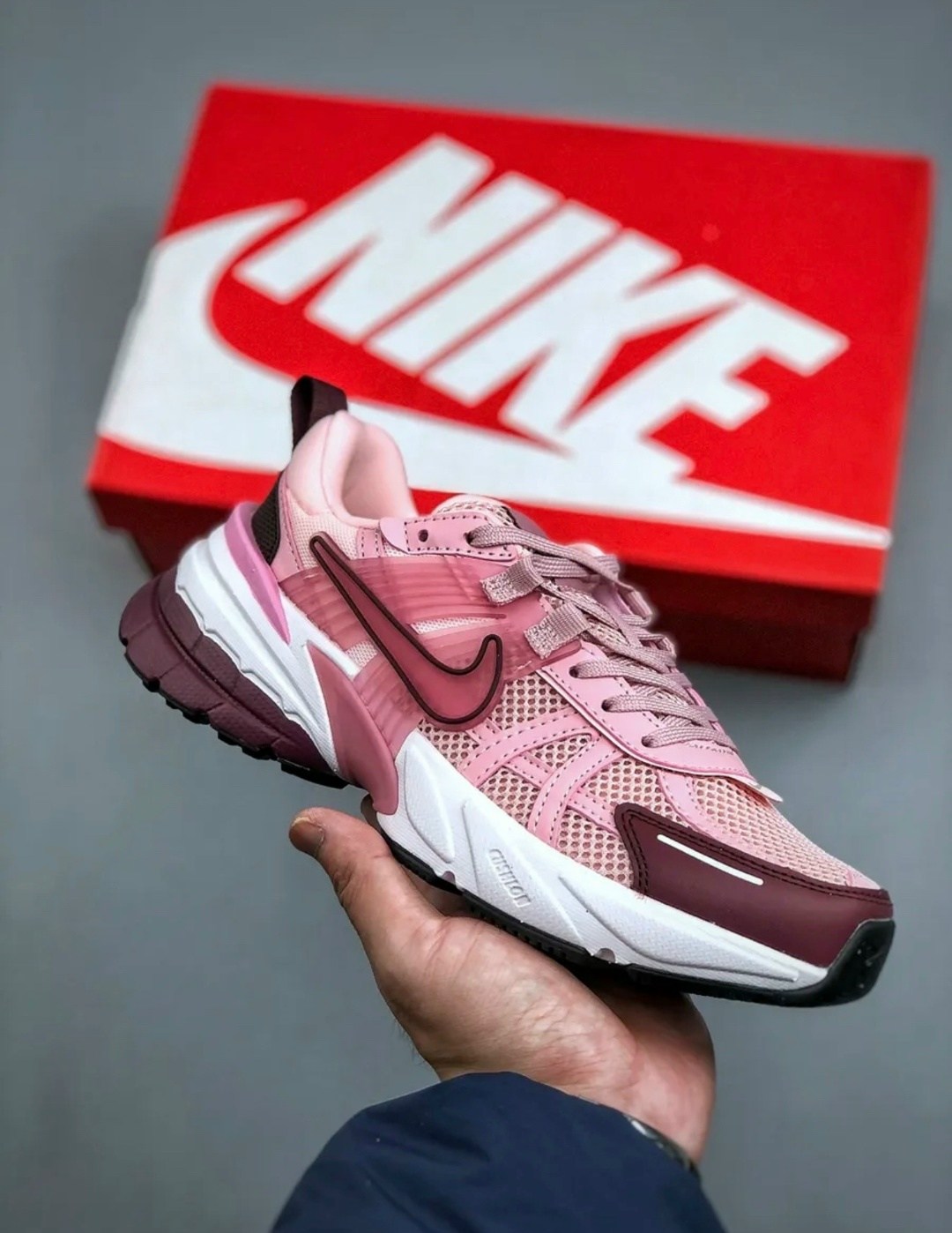 женские кроссовки nike,кроссовки nike,кроссовки,кроссовки женские,кроссовки nike v 2 k run