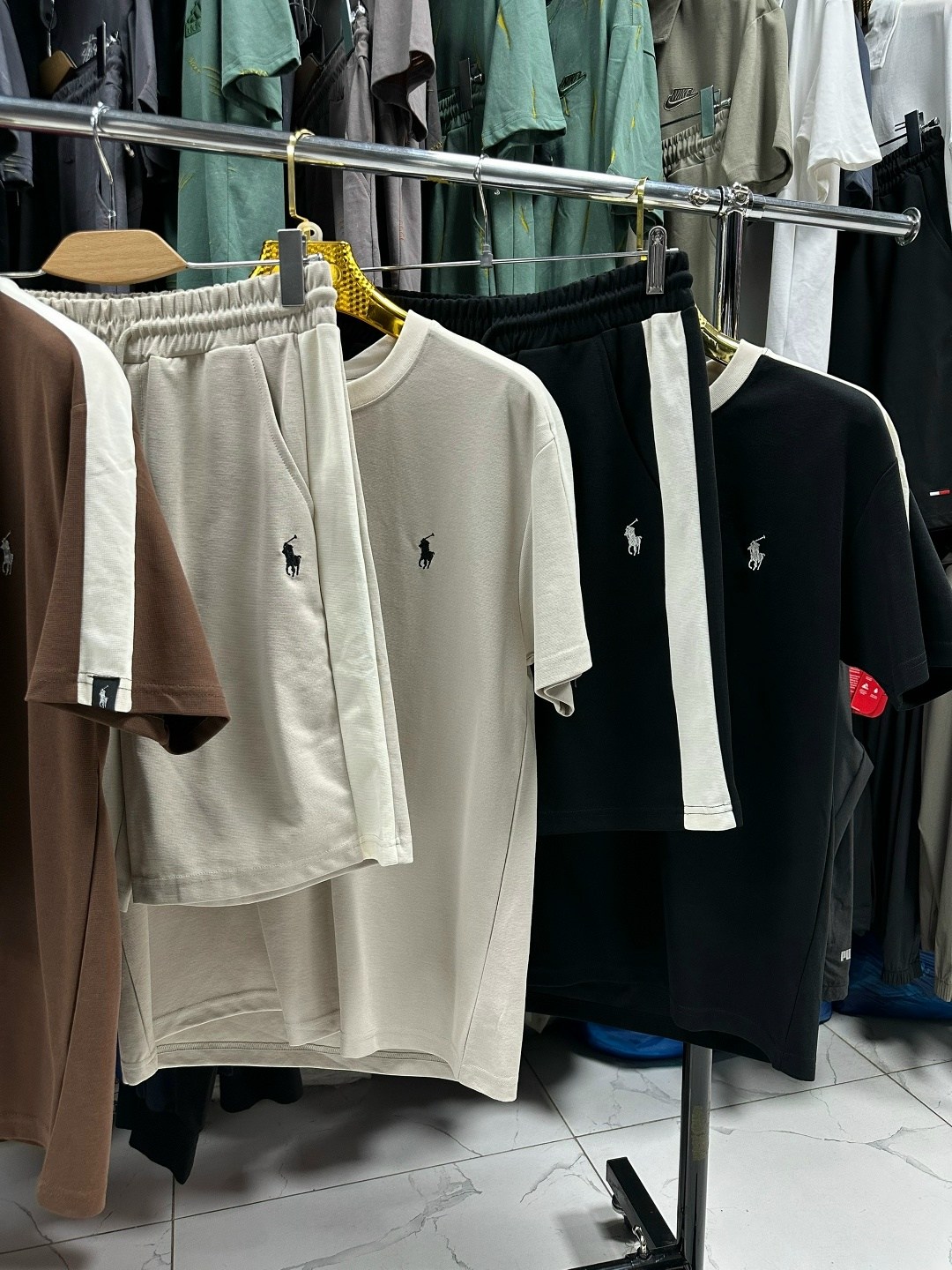 мужские спортивные костюмы,спортивные костюм,мужские летние костюмы,мужские комплекты