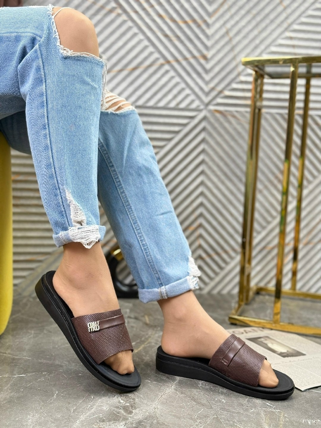 ,шлепанцы женские,женские шлепки,шлепанцы женские сланцы,летняя женская