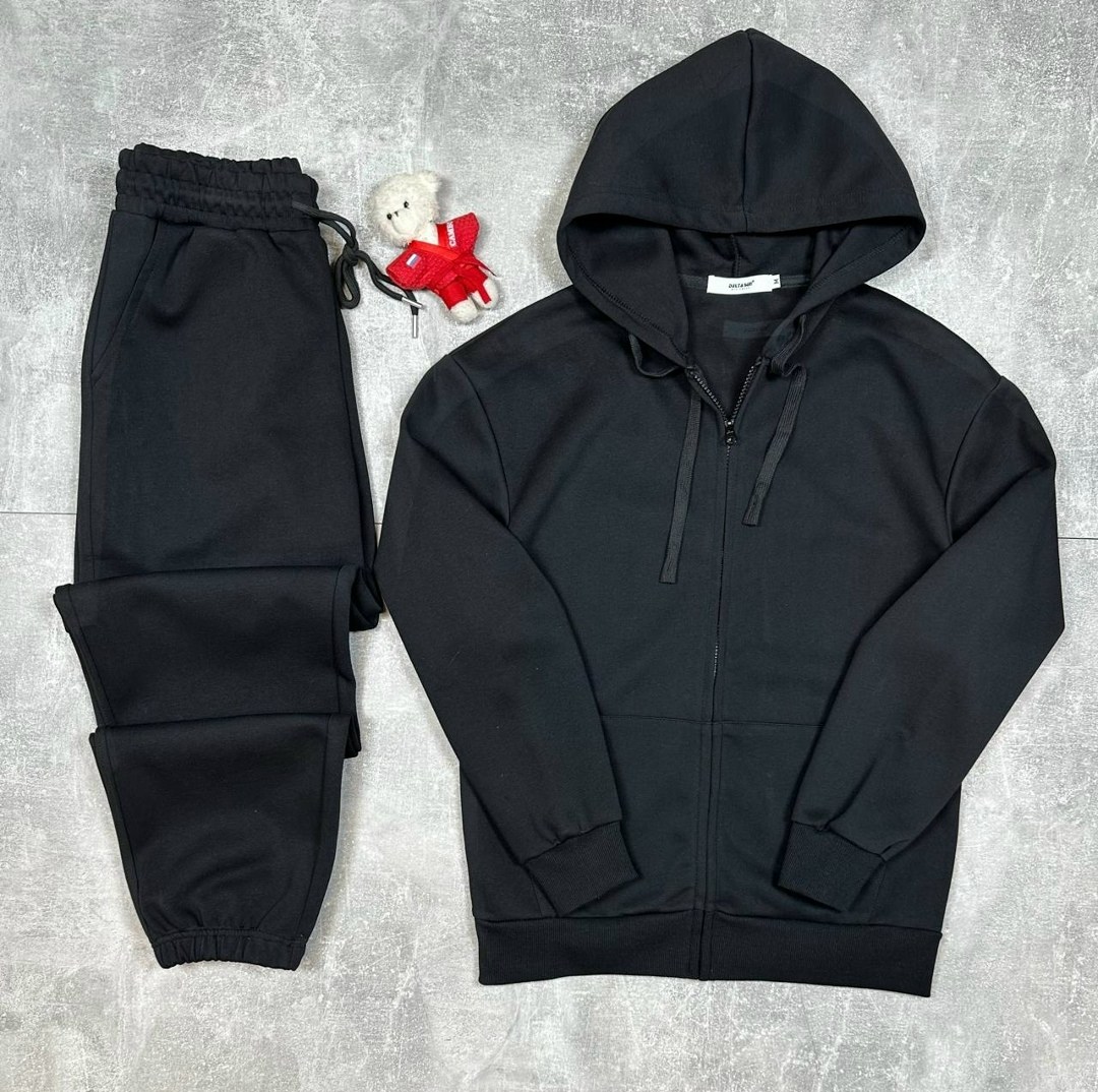 спортивные костюмы brunello cucinelli,спортивный костюм loro piana,костюм спортивный,спортивный костюм stefano ricci,спортивный костюм серый