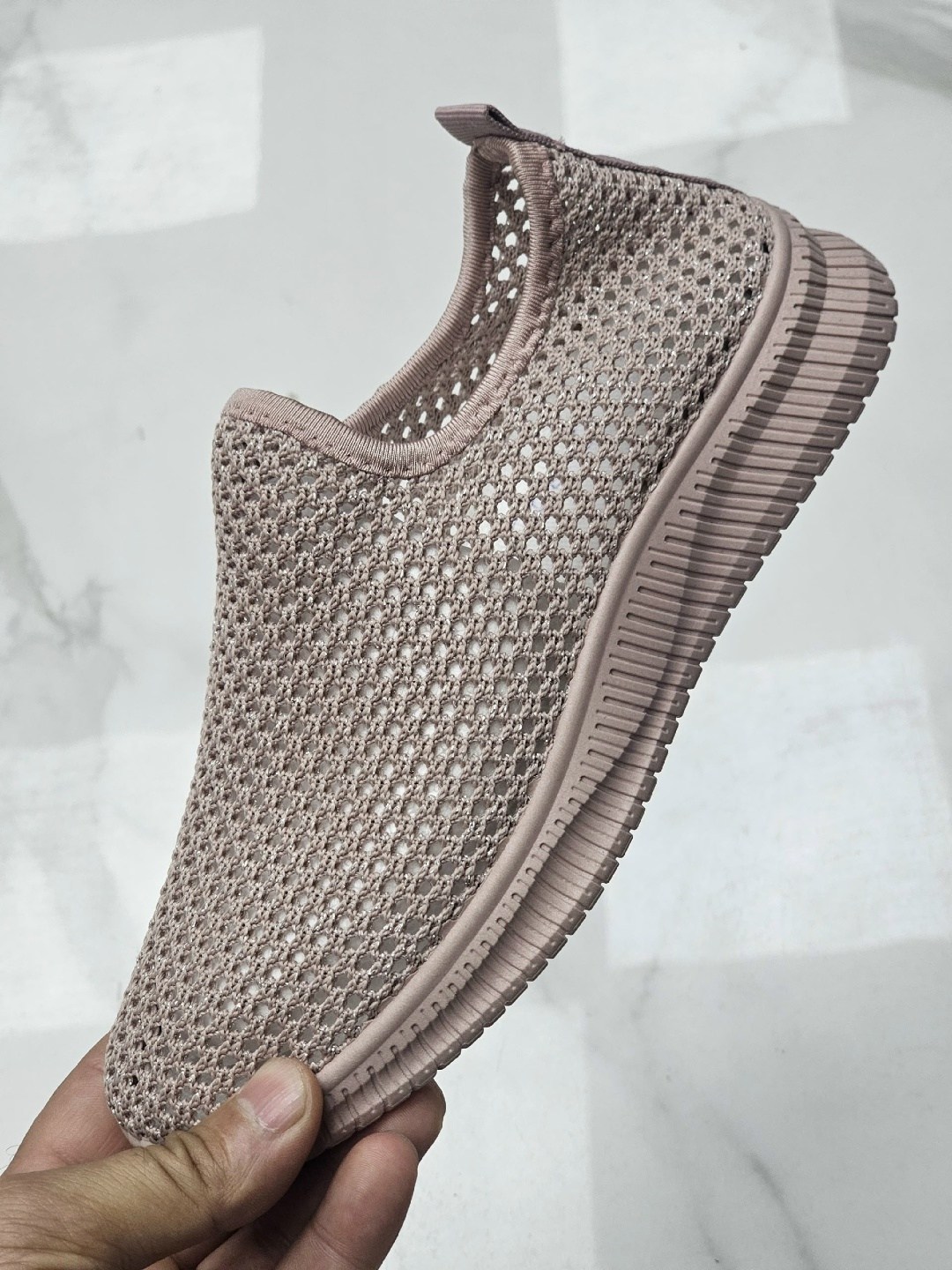 ,женские слипоны,слипоны женские в сеточку,слипоны кроссовки,кроссовки женскиe