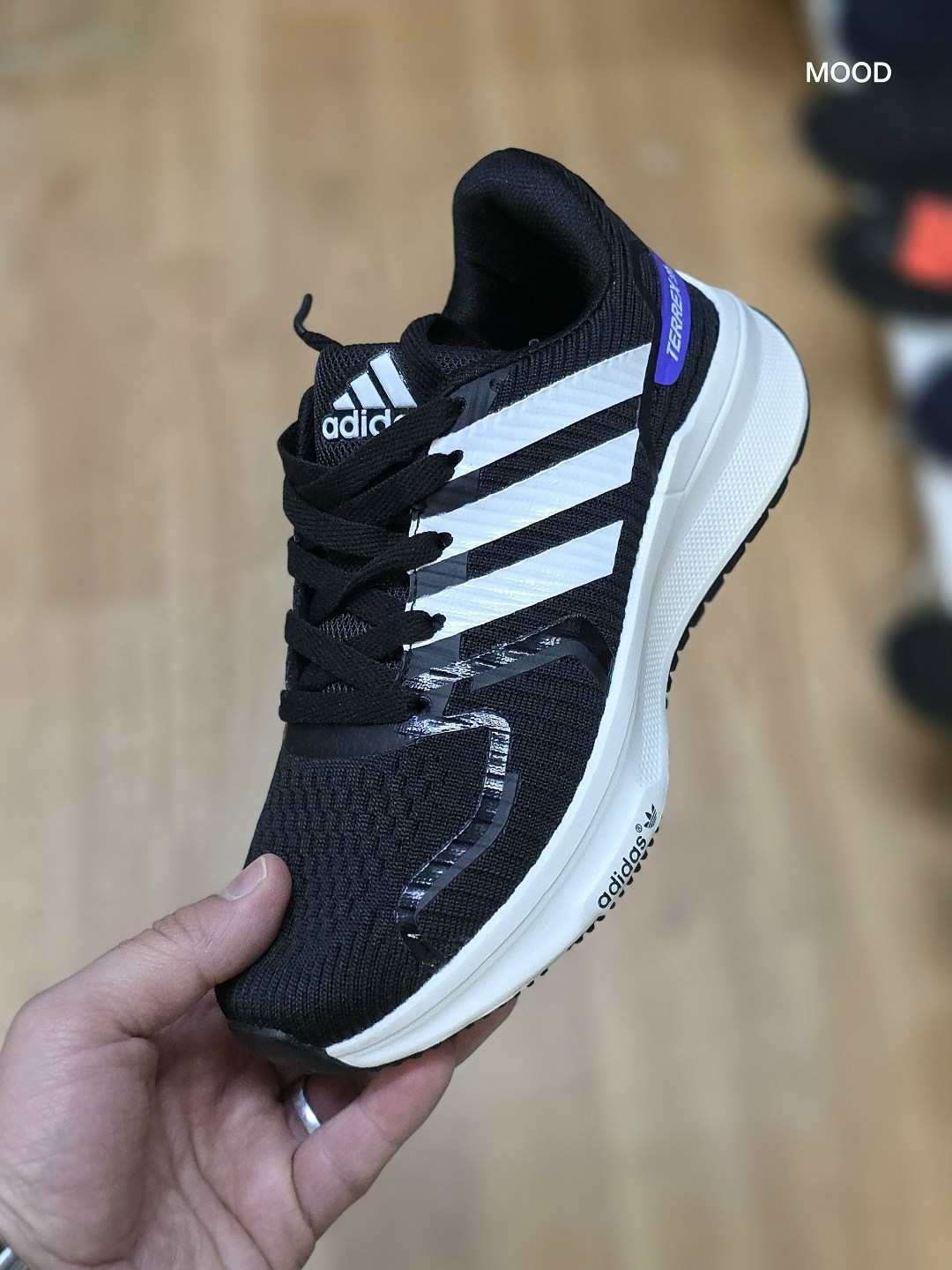 кроссовки adidas,кроссовки мужские adidas,кроссовки адидас,кроссовки,adidas кроссовки женские
