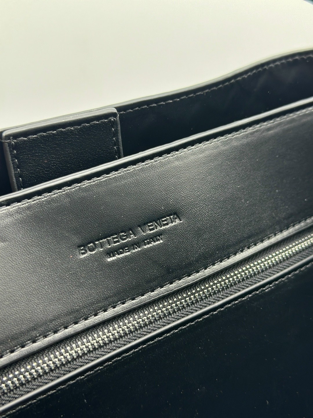 сумка женская bottega veneta,сумка боттега венета тоут,сумка боттега венета,bottega veneta сумка,женская черная сумка bottega veneta