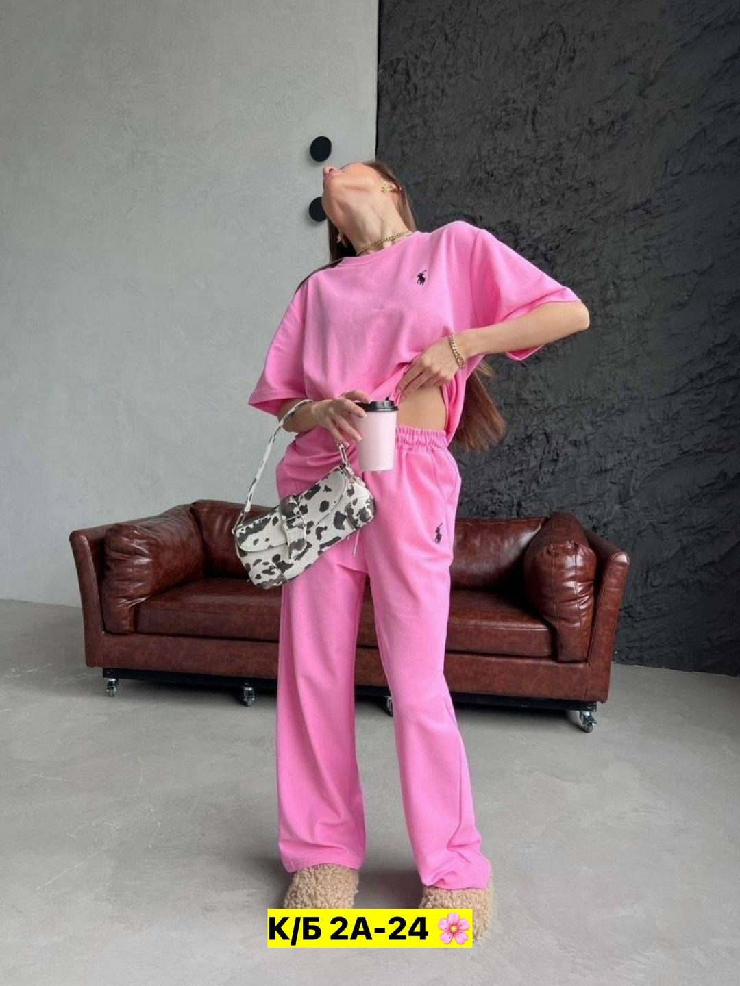 стильные костюмы,костюм с брюками,женские костюмы,спортивные костюмы,брючный костюм в спортивном стиле