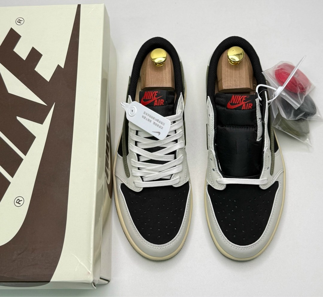 кроссовки travis scott x air jordan 1 low,travis scott jordan 1 low olive,кроссовки nike air jordan 1 travis scott,кроссовки nike air jordan travis scott,кроссовки travis scott x air jordan 1 low og