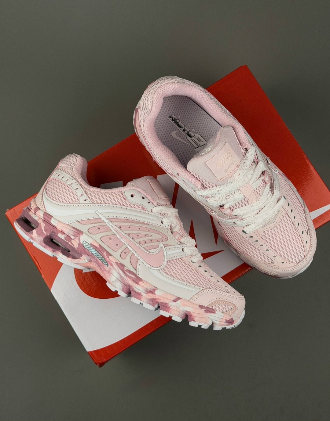 кроссовки женские nike,кроссовки nike,кроссовки женские nike initiator y2k pink,кроссовки nike initiator pink,женские кроссовки