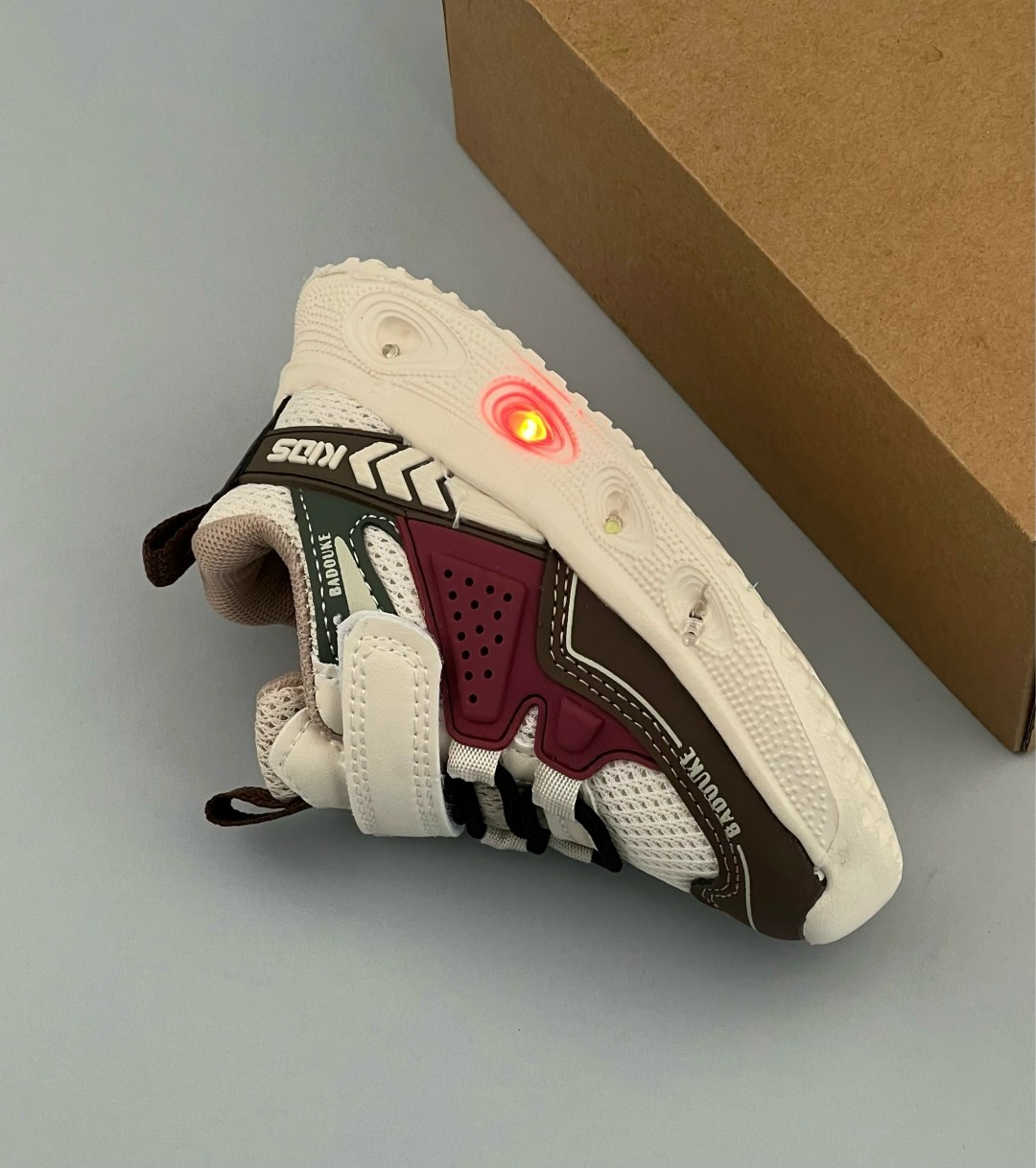 детские кроссовки,кроссовки,кроссовки мальчику,спортивная ,кроссовка детская