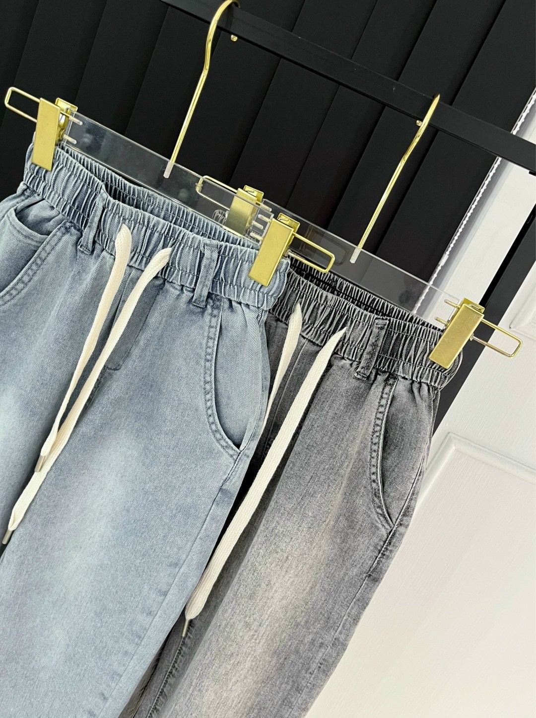 женские джинсы,джинсы бананы женские,брюки джинсы,джинсы модные,джинсы