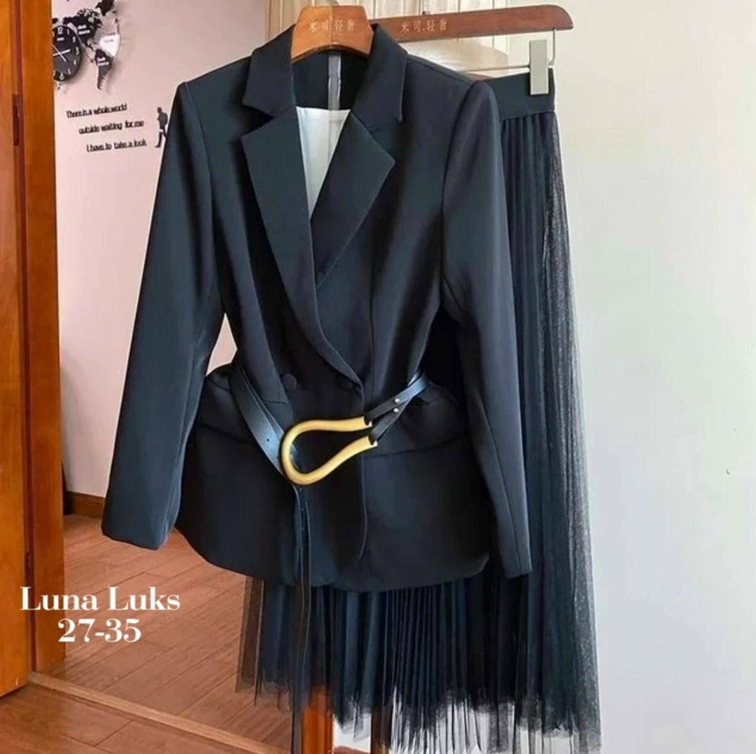 женский костюм с юбкой,костюм двойка женская,костюм с жакетом,элегантный костюм из блейзера,костюмы двойки