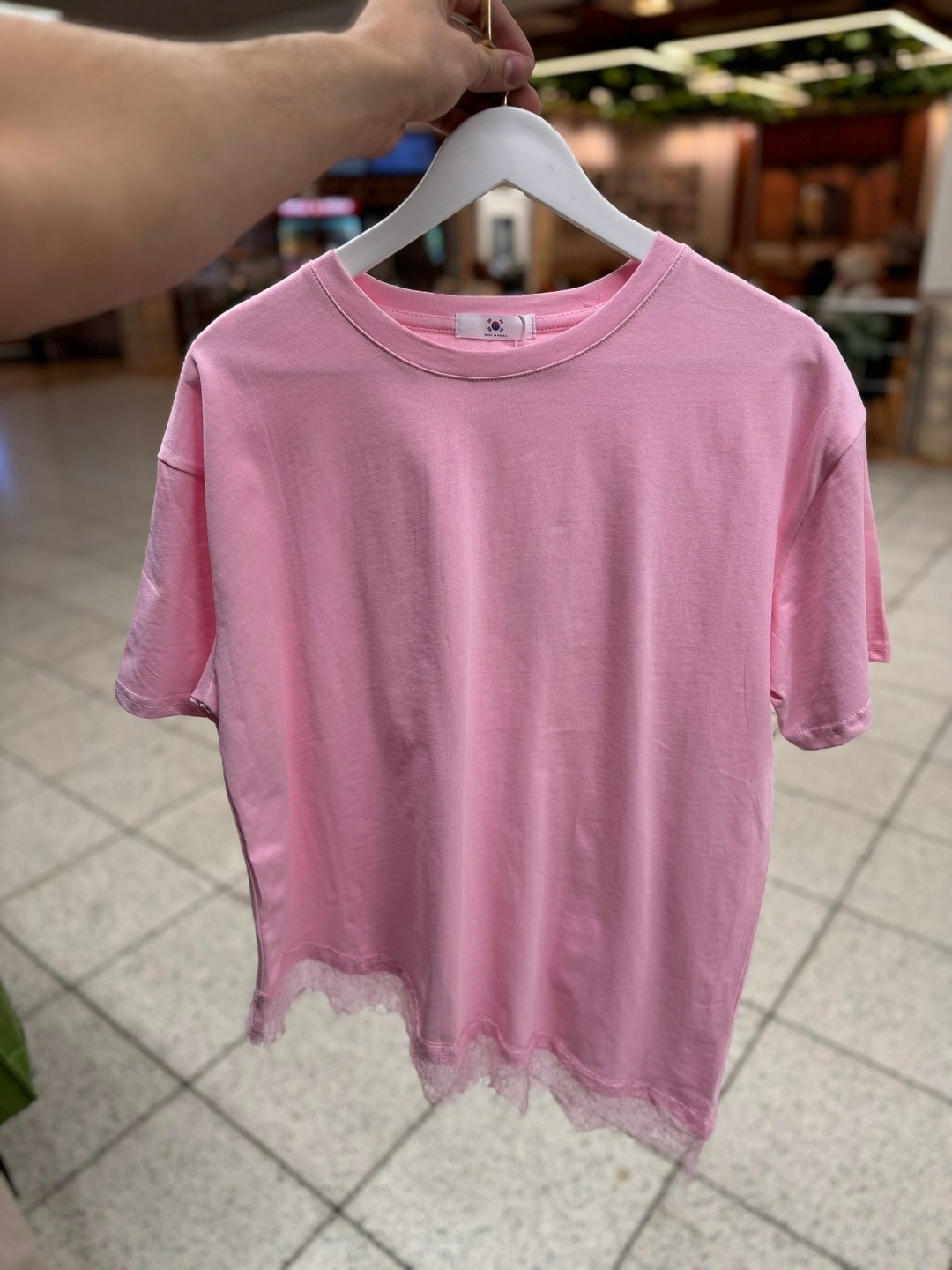 футболки женская оверсайз,футболки женская,красная оверсайз футболка,футболка оверсайз,футболка с кружевами