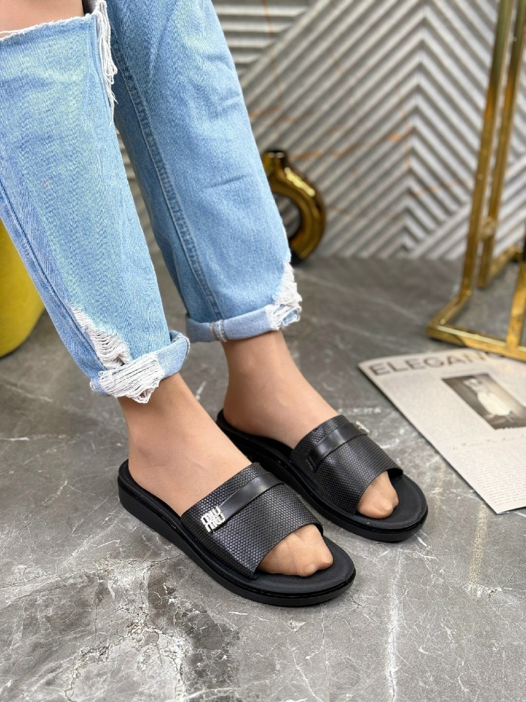 ,шлепанцы женские,женские шлепки,шлепанцы женские сланцы,летняя женская