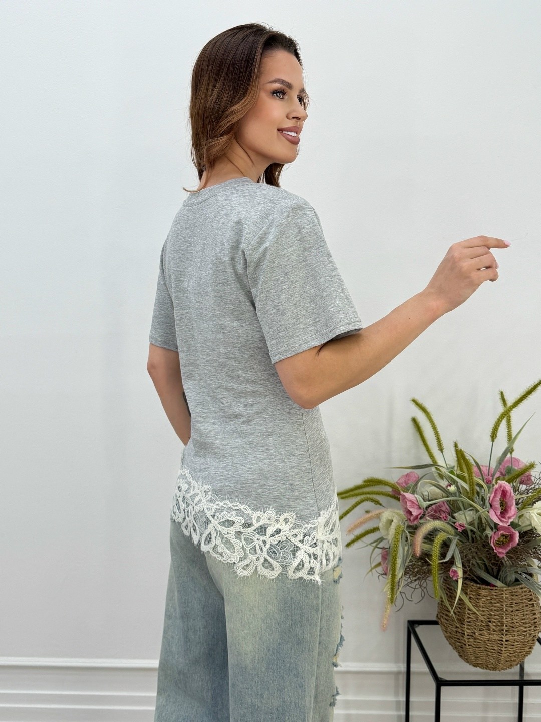 футболки женская,футболка с кружевами,базовая женская футболка,кофта женская,женские джемпера