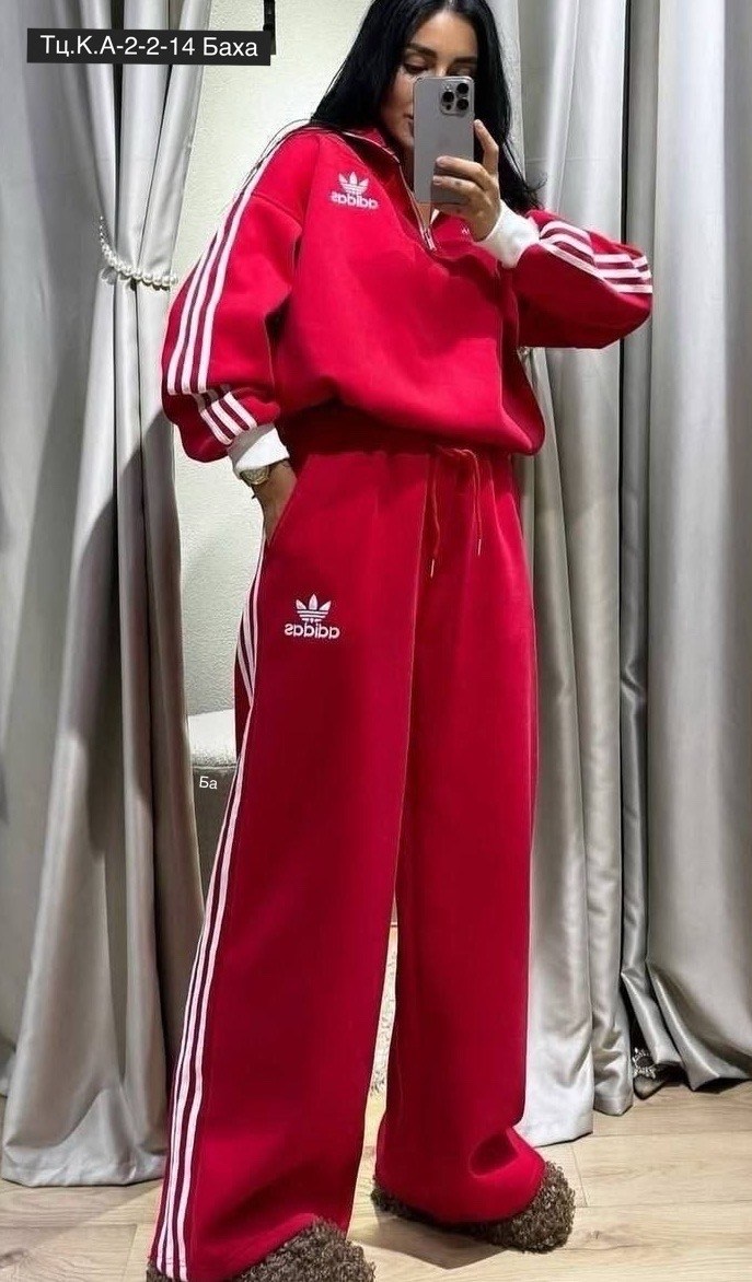 спортивный костюм адидас красный женский,красный женский спортивный костюм adidas,костюм спортивный,женский спортивный костюм,спортивные костюмы женские 2026