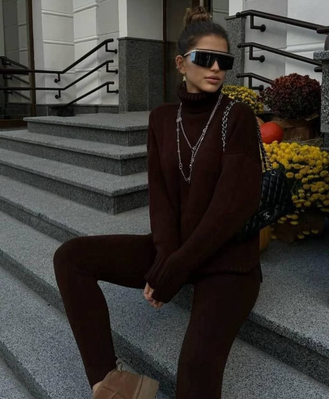 костюм вязаный трикотажный теплый с брюками royalclothes цвет черный,теплый женский вязаный костюм с горлом,костюм вязаный трикотажный теплый с брюками,трикотажный шерстяной костюм,костюм вязаный трик