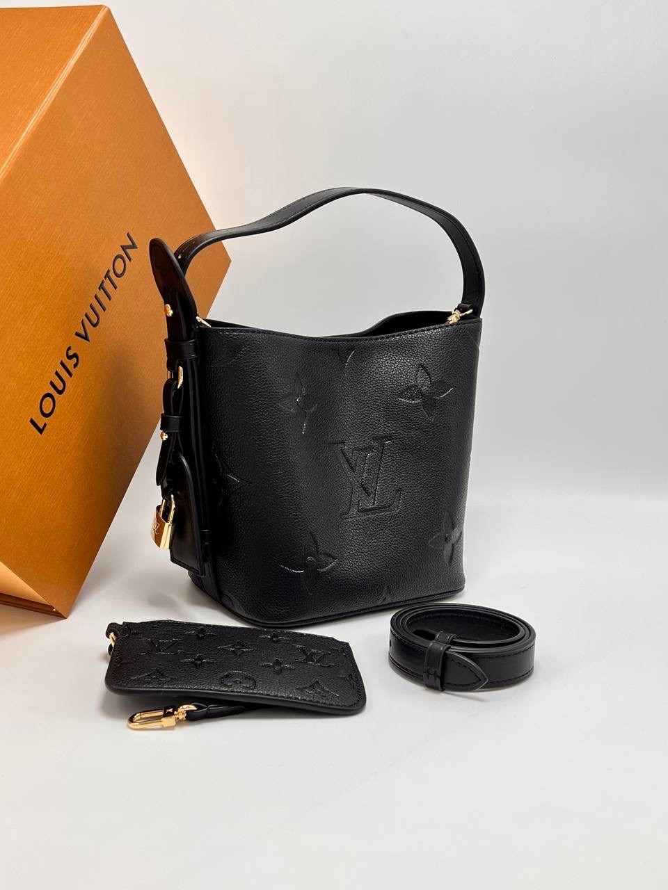 louis vuitton сумка,сумка женская louis vuitton,сумка луи виттон женская черная,брендовые сумочки,louis vuitton сумка на плечо