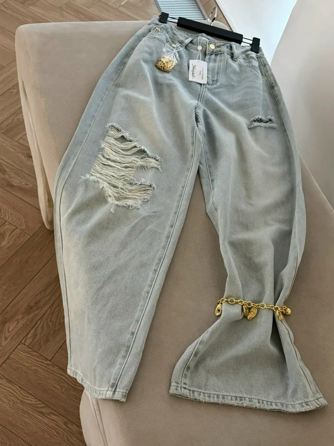 стильные джинсы,женские джинсы,модные джинсы,джинсы женские широкие,одежда джинсы