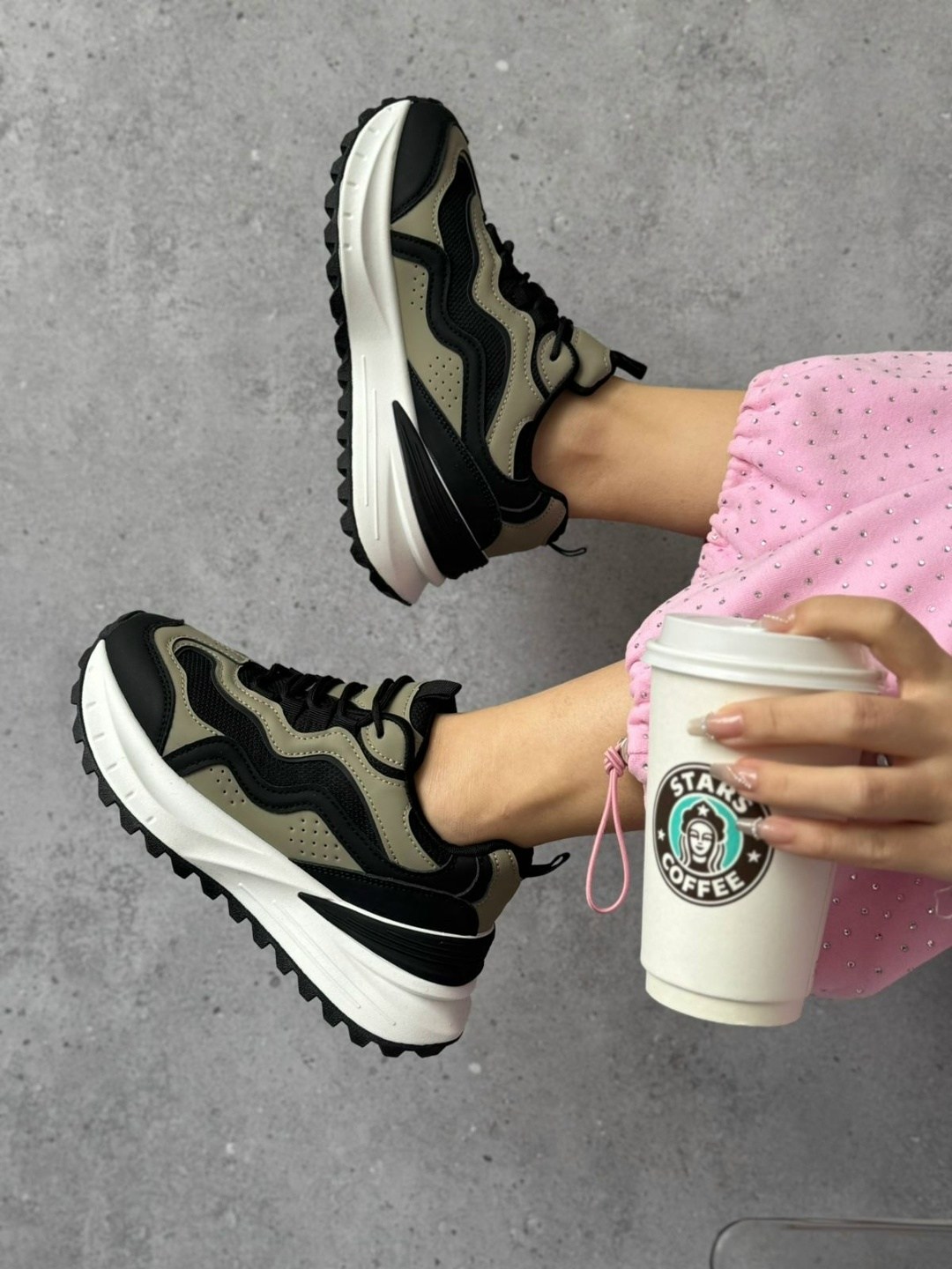 кроссовки женские,кроссовки,женские кроссовки на толстой подошве,женские массивные кроссовки,кроссовки на большой подошве