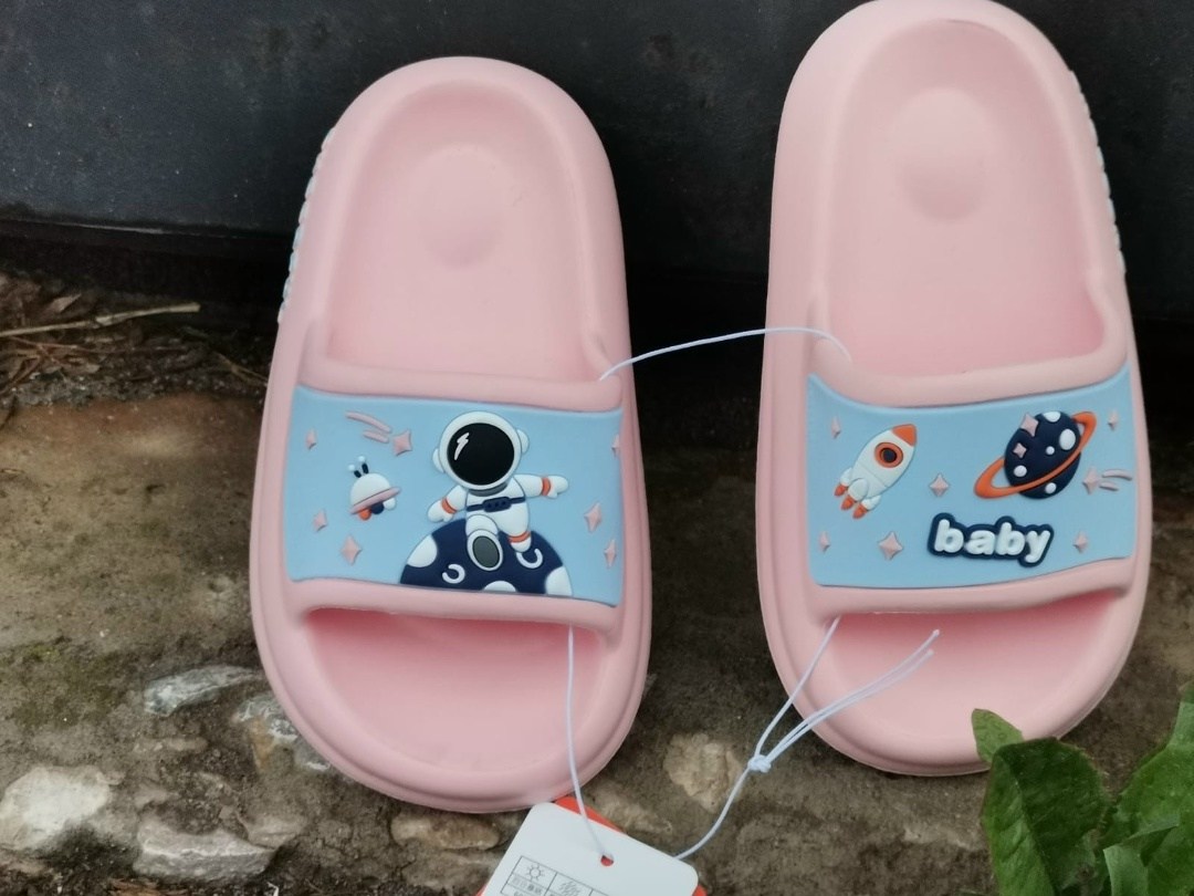 шлепки,летние тапочки для детей,шлепанцы детские,,тапочки для девочек