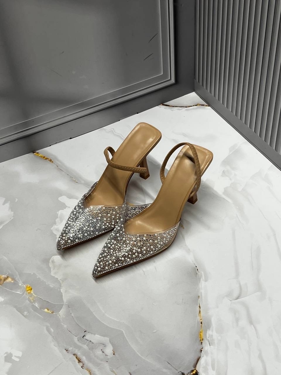 босоножки зара,босоножки прозрачные на каблуке со стразами,босоножки со стразами,туфли лодочка,женские туфли лодочки