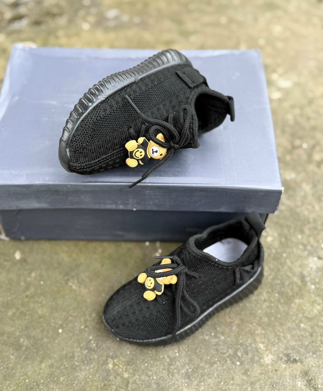 ,кроссовки детские изи, детская,adidas yeezy boost 350 v2 static black reflective,детские кроссовки